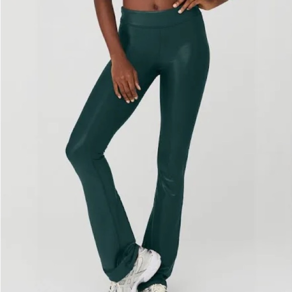 Green alo Super Shine Flare Legging